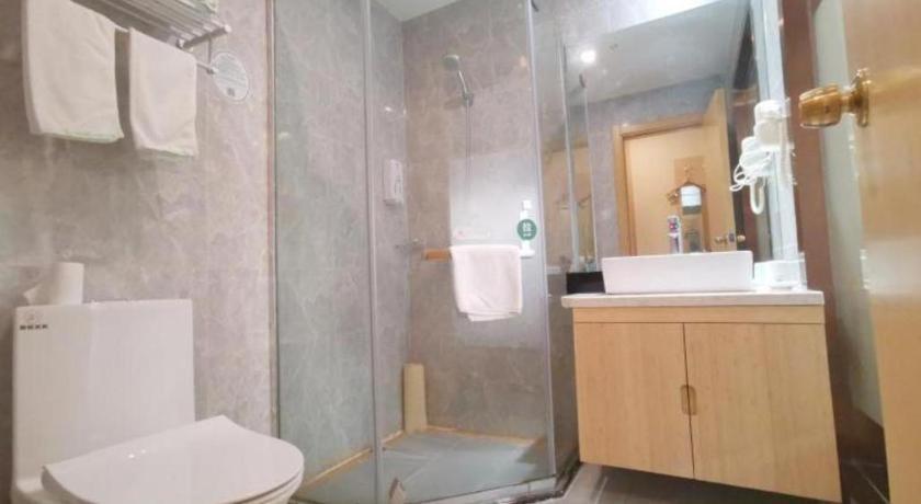 Greentree Inn Suzhou Taicang City Liuhe Town Tinghai Road Express Hotel Dış mekan fotoğraf